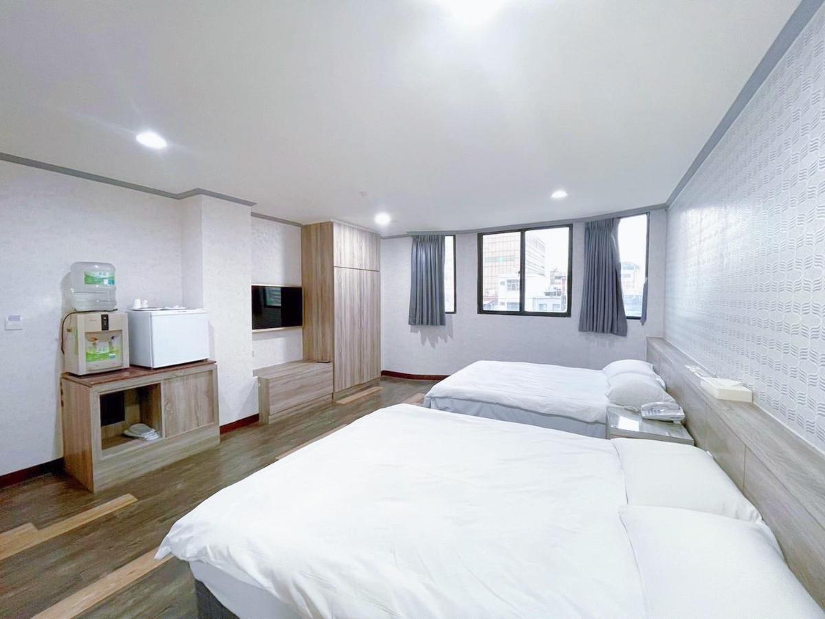 ז'ונגלי A22 Wei Lu Hotel מראה חיצוני תמונה