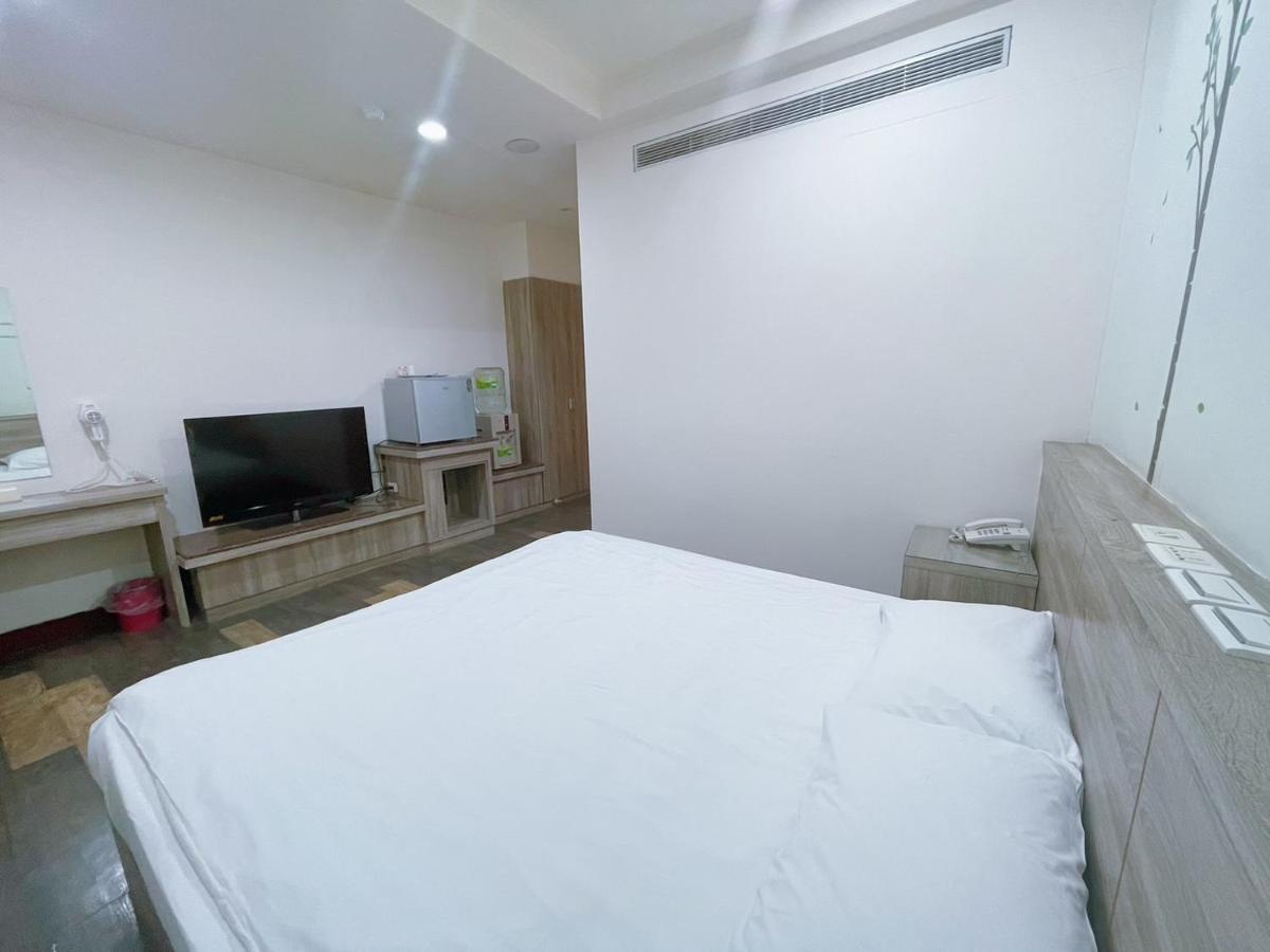 ז'ונגלי A22 Wei Lu Hotel מראה חיצוני תמונה