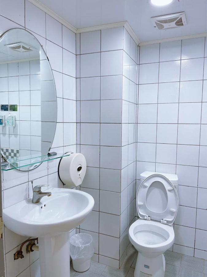 ז'ונגלי A22 Wei Lu Hotel מראה חיצוני תמונה