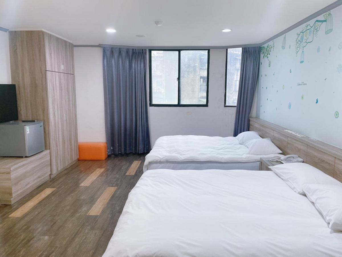 ז'ונגלי A22 Wei Lu Hotel מראה חיצוני תמונה