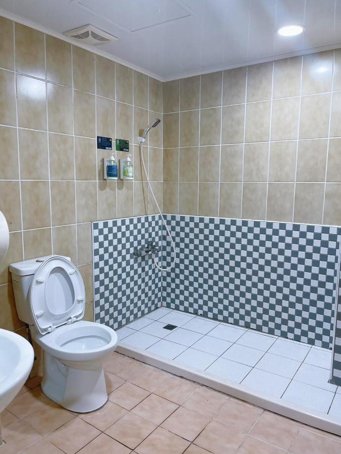 ז'ונגלי A22 Wei Lu Hotel מראה חיצוני תמונה