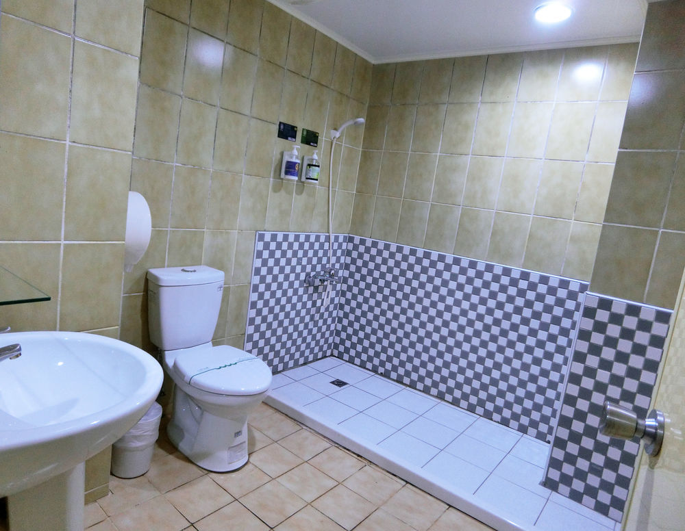 ז'ונגלי A22 Wei Lu Hotel מראה חיצוני תמונה